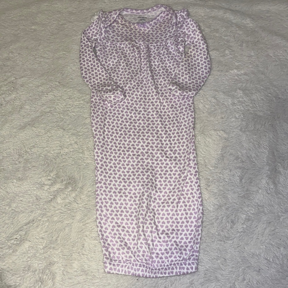 carters purple and white print sleep gown 0-3 months